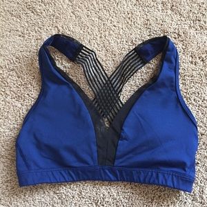 Victoria secret sport bra size S